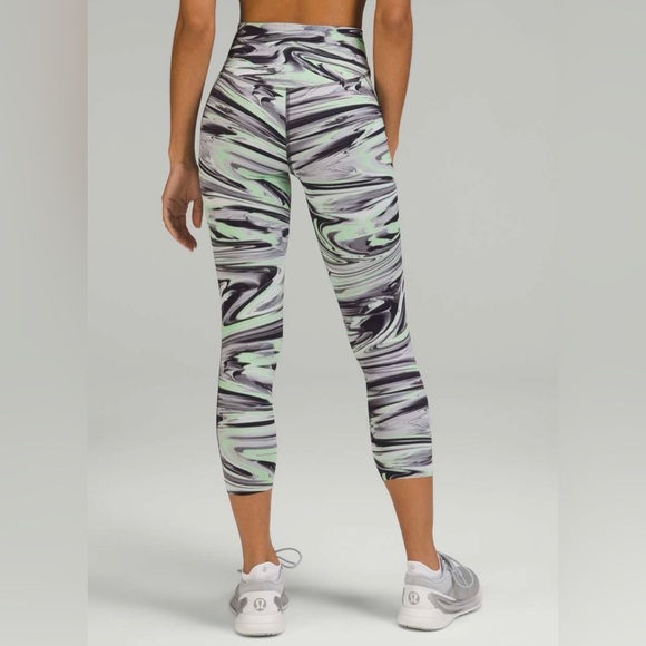 Lululemon Base Pace High-Rise Crop 23" Size 8 Paint Glide Warp Multi - Picture 4 of 11